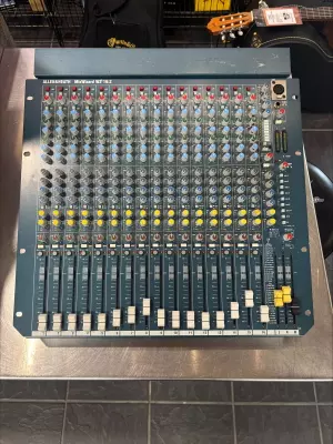 Allen & Heath MixWizard 16 Mic w/ 4 Band EQ 2