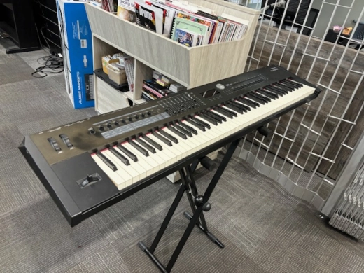 Roland - RD-2000 Stage Piano