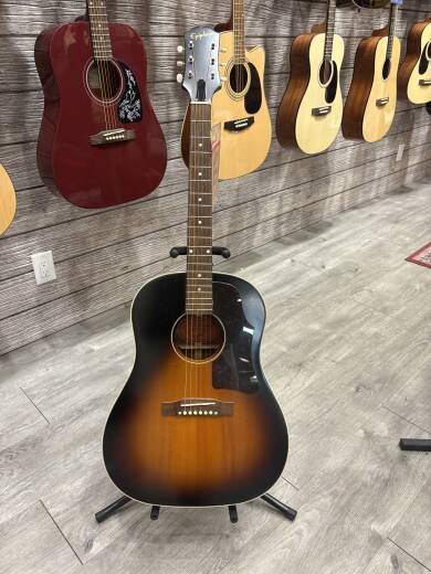 Epiphone Inspired By Gibson J-45 - Aged Vintage Sunburst