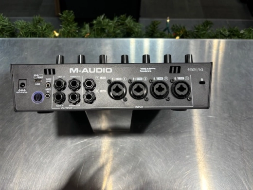 M-Audio - AIR192X14XUS - 8-IN/4-OUT 24/192 USB AUDIO INTERFACE 3