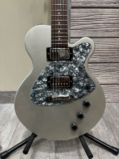 Yamaha AES500 2