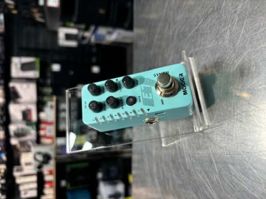 Gear Hunter | Mooer E7 Guitar Synth Pedal