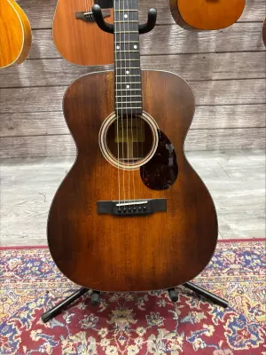Eastman E1OM-CLA 2