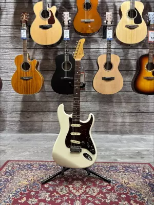 Fernandes Strat