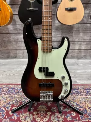 Fender Player Plus Active Precision Bass Pau Ferro 3TSB w/ Bag 2