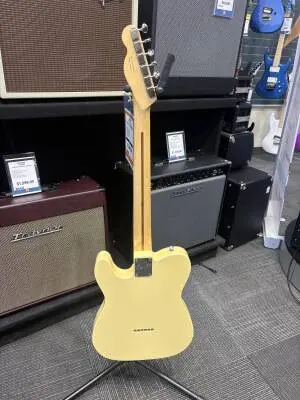 Fender - 011-5122-341 2