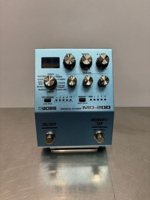 ギター BOSS MD-200 Modulation BOSS MD-200 Modulation Pedal with Twelve Different Modes