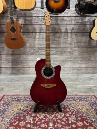 Ovation Standard Balladeer Cherryburst w/ Hard Case