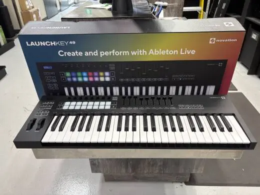 Novation - LAUNCHKEY49 MK2