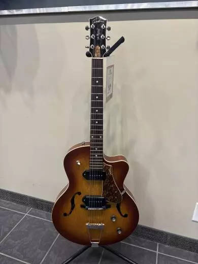 Godin Guitars - G50987