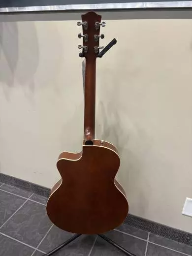Godin Guitars - G50987 2