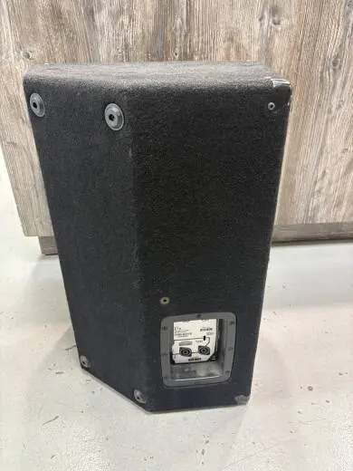 Yorkville Sound - E12 2