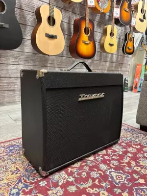 Traynor - YCV50B - Custom Valve 50W Black 2