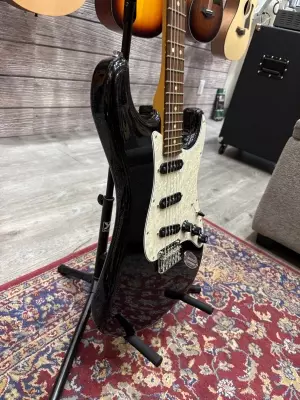Fender 70th Anniversay Player Strat PF Nebula Noir 3