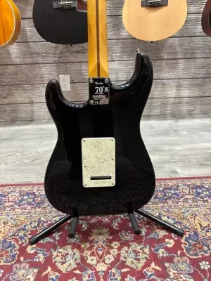 Fender 70th Anniversay Player Strat PF Nebula Noir 7