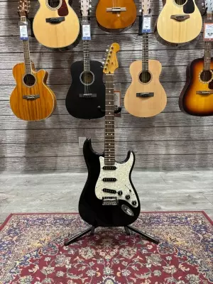 Fender 70th Anniversay Player  Strat PF Nebula Noir