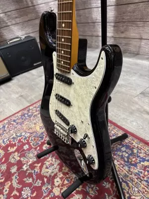 Fender 70th Anniversay Player Strat PF Nebula Noir 4