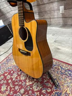 Takamine G-Series Dreadnaught Solid Top/Mahogany w/ Pickup 4