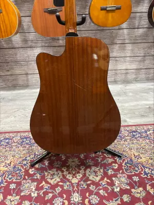Takamine G-Series Dreadnaught Solid Top/Mahogany w/ Pickup 7
