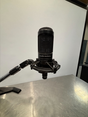 Audio-Technica AT2035 Cardioid Condenser Mic 2