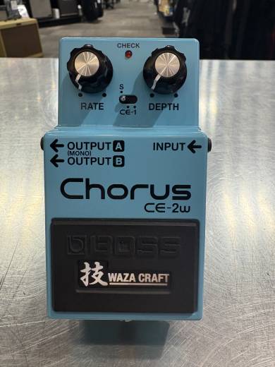 BOSS Chorus CE-2w 美品 Gear Hunter | BOSS - CE-2W