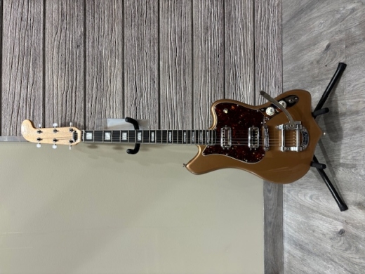 Gear Hunter | Fender Parallel Universe Volume II Maverick Dorado