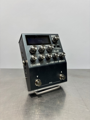 BOSS IR-200 Amp And Cabinet Simulator | Long & McQuade