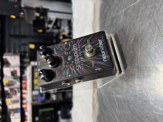 Gear Hunter | Neunaber Seraphim Stereo Shimmer