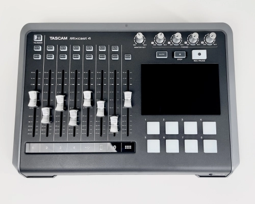 Tascam - MIXCAST 4 3