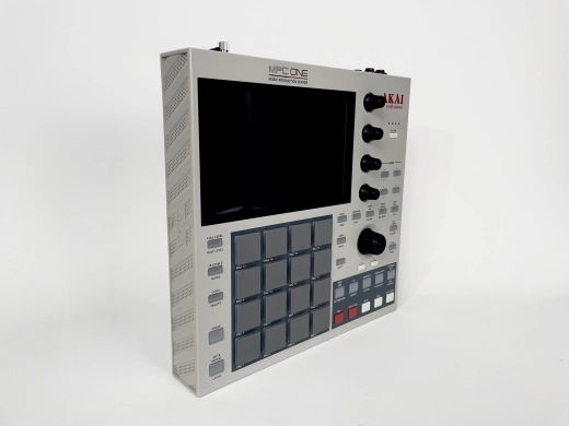 Akai - MPC ONE RETRO 3