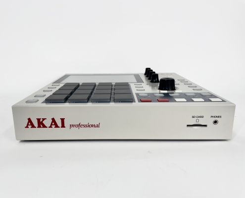 Gear Hunter | Akai - MPC ONE RETRO