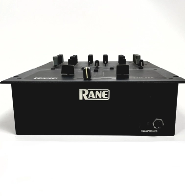 RANE TTM56S PERFORMANCE DJ MIXER 3