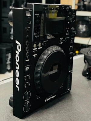 Pioneer - CDJ-900NXS 2