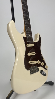 Fender American Professional II Stratocaster - Olympic White 2