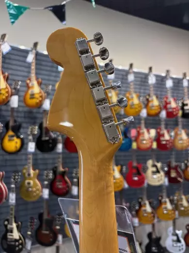 Fender - 011-6400-705 5