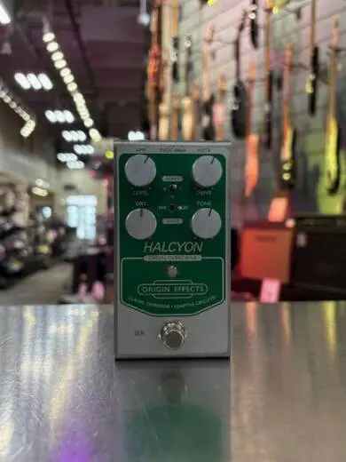 Origin Effects Halcyon Green Overdrive