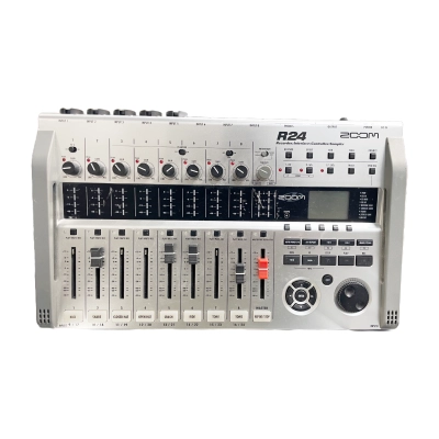 Zoom - R24