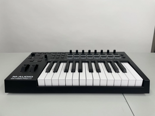 M-Audio - OXYGEN PRO 25 2