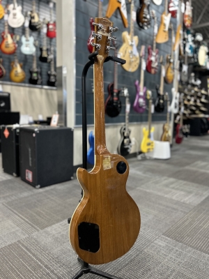 Gibson Les Paul Classic - Honeyburst 2
