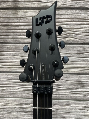 ESP Guitars Black Metal 3