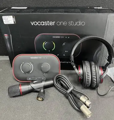 Focusrite - VOCASTER ONE ST