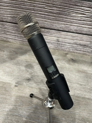 Line 6 Wireless Handheld XD-V75 2