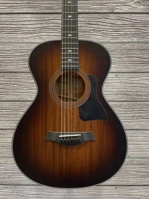 Taylor Guitars - 322E 12FRT VCL