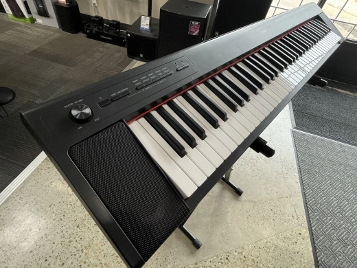 Yamaha - NP32 B 2