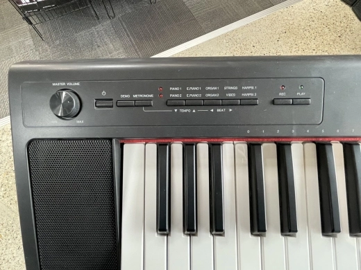 Yamaha - NP32 B 2