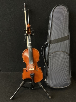 Yamaha V5 Violin Outfit 1/2 Size