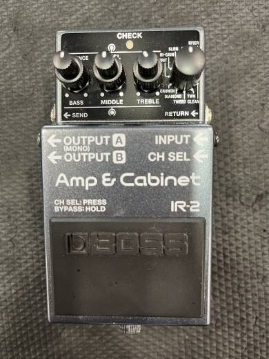 BOSS IR-2 Amp And Cabinet Pedal | Long & McQuade