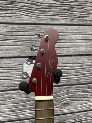 Fender Venice Soprano Ukulele Cherry 3