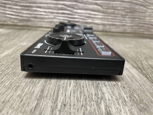Numark - DJ2GO2 2