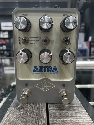 Universal Audio ASTRA Modulation Pedal
